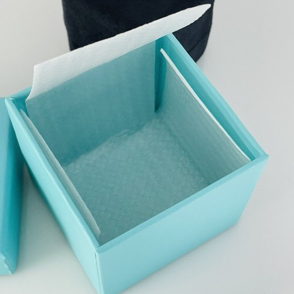 Tiffany Empty Jewelry Ring Box Blue Black Suede Presentation Storage - Picture 4 of 10